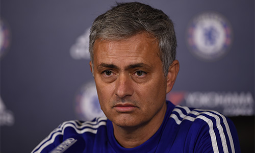Mourinho vẫn mơ về vị trí thứ tư ở Ngoại hạng Anh. Ảnh: Reuters.