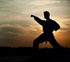 Nên học võ gì để tự vệ? Các môn võ tự vệ tốt nhất ai cũng nên học