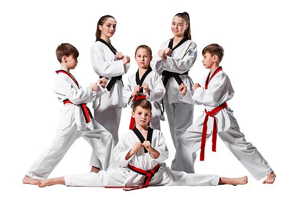Trang phục và hệ thống đai trong Taekwondo